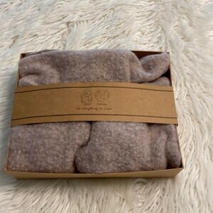 SCARF/INFINITY brand new see all photos